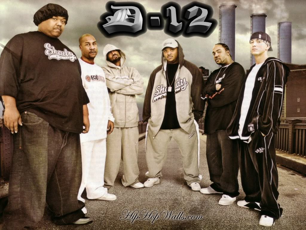 D12